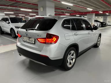 X1 (E84)
