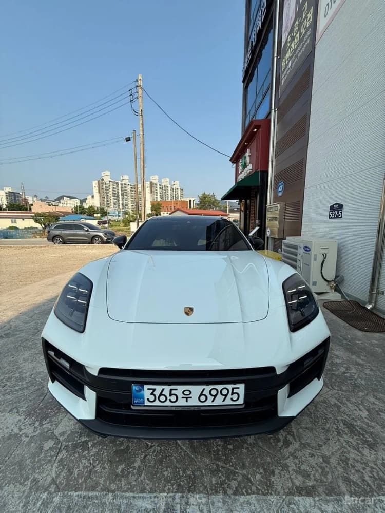 Panamera (976)