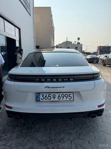 Panamera (976)