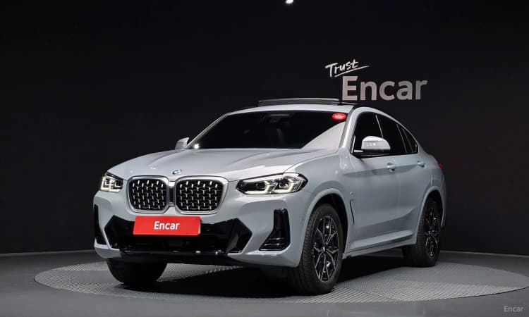 X4 (G02)