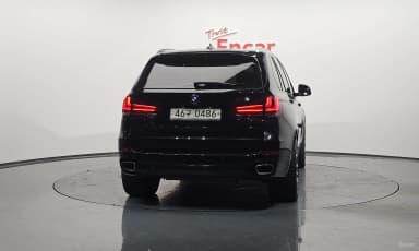 X5 (F15)