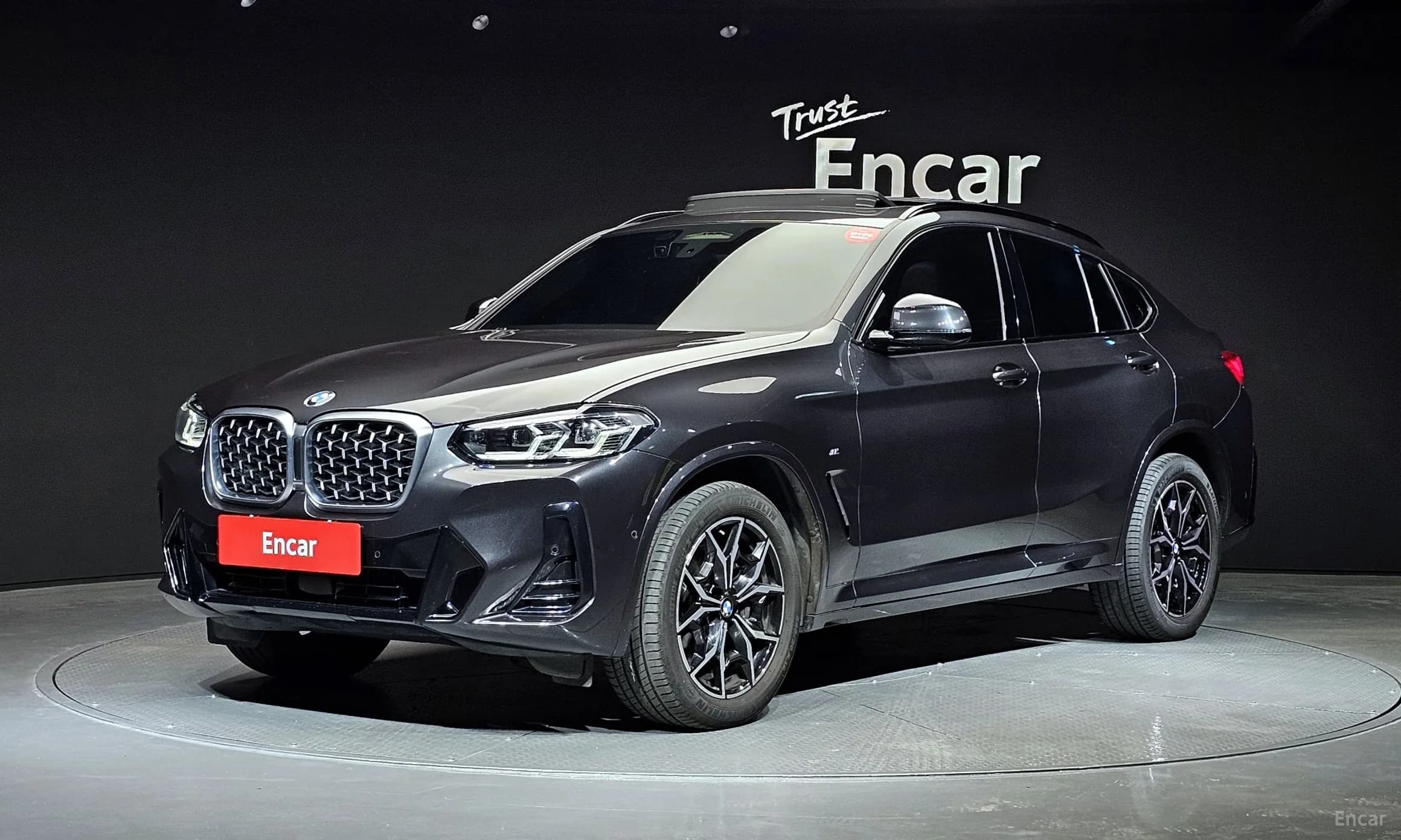 X4 (G02)