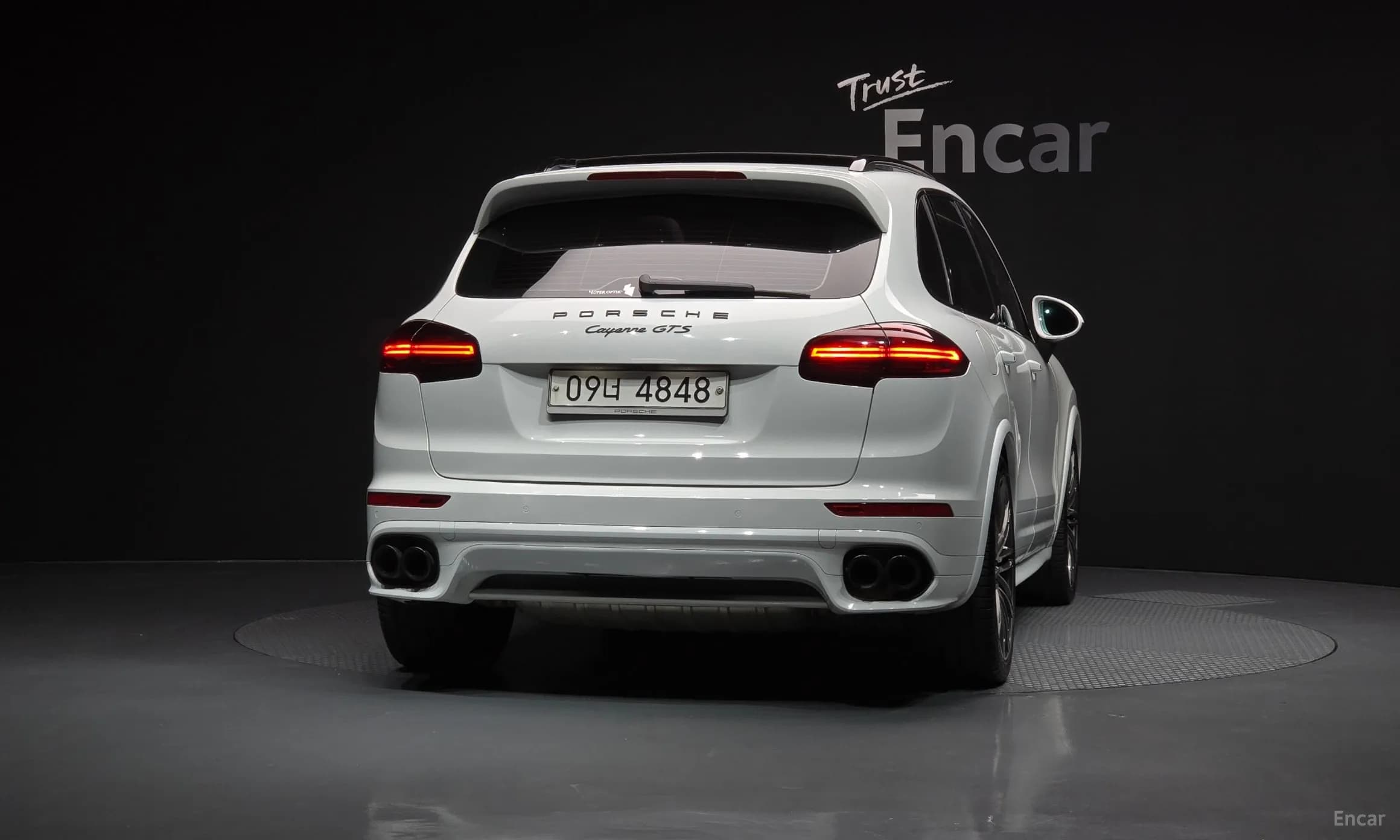 New Cayenne