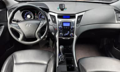 YF Sonata