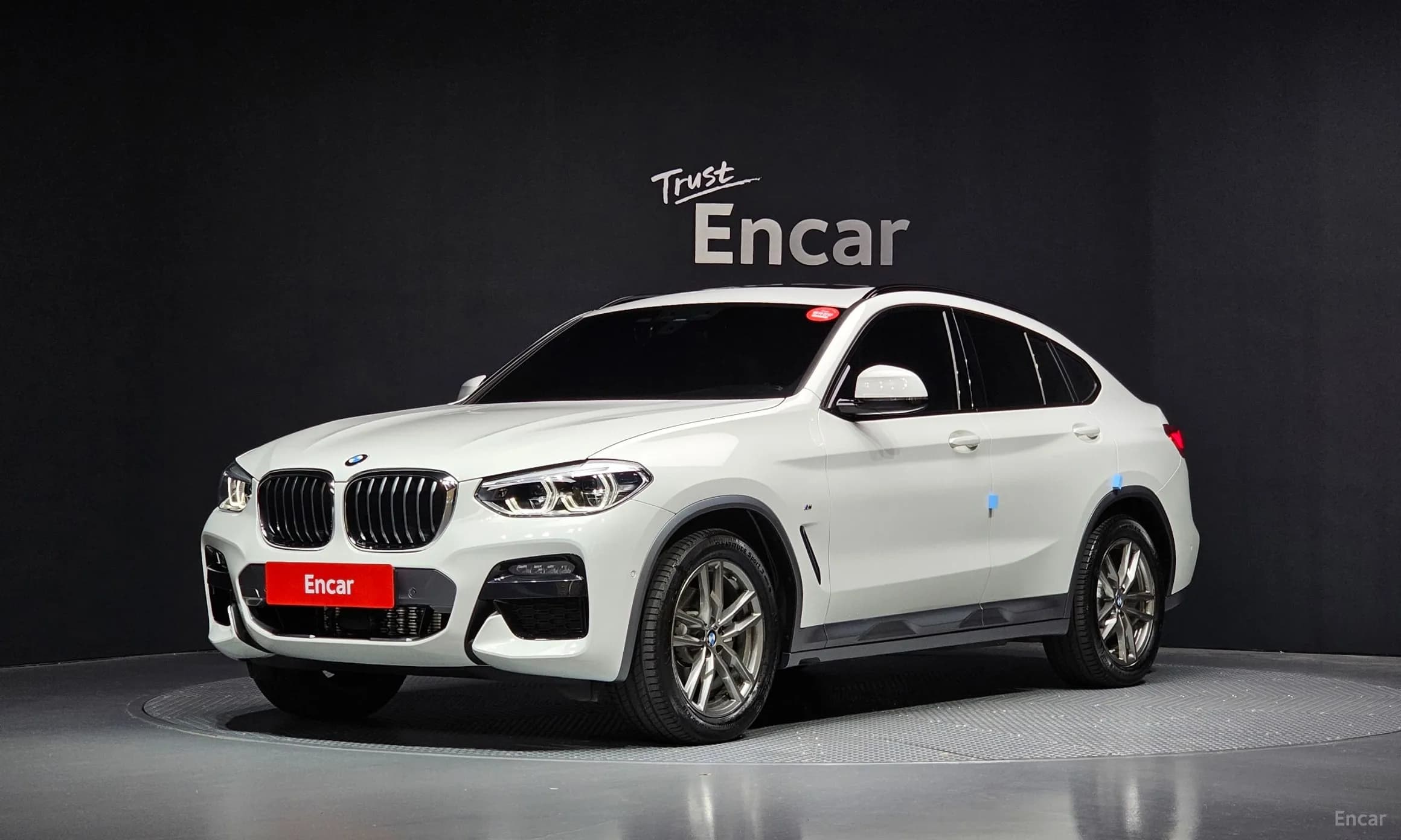 X4 (G02)