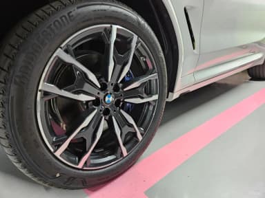 X4 (G02)
