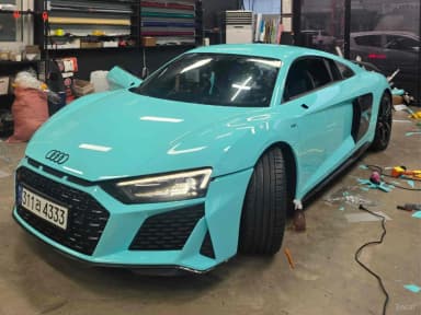 R8 (4S)