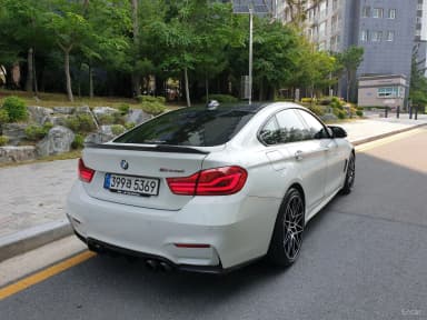 Series 4 (F32)