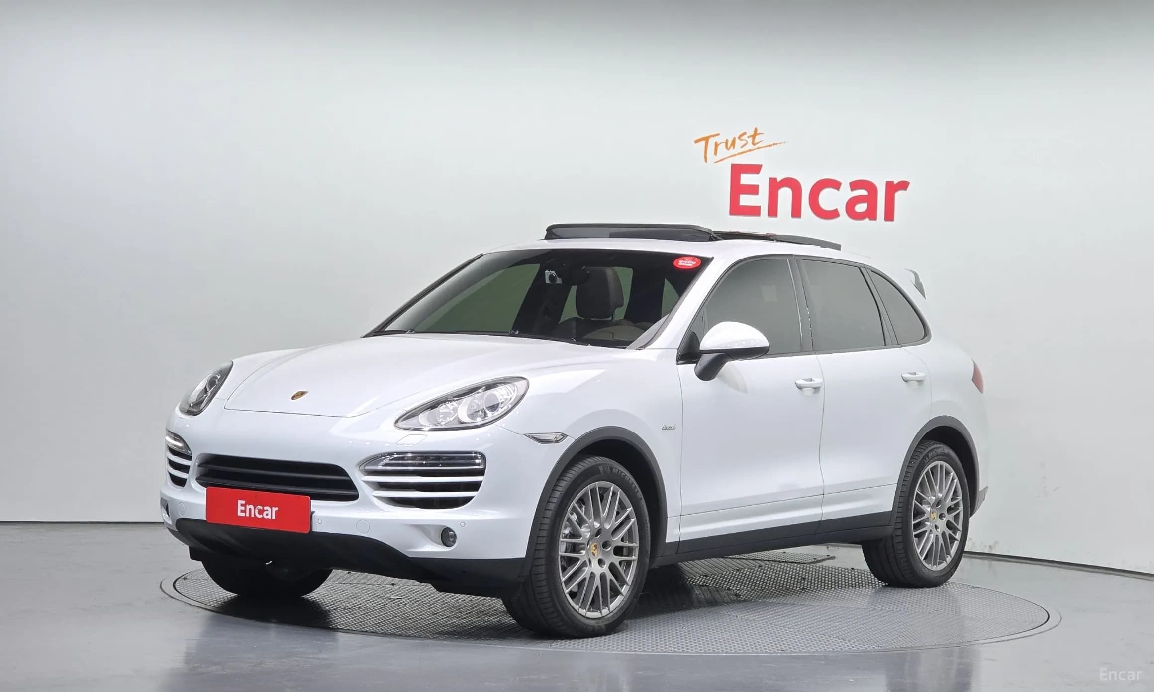 New Cayenne