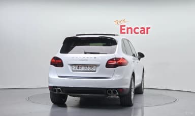 New Cayenne