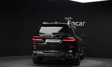 X7 (G07)