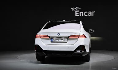 5 Series (G60)