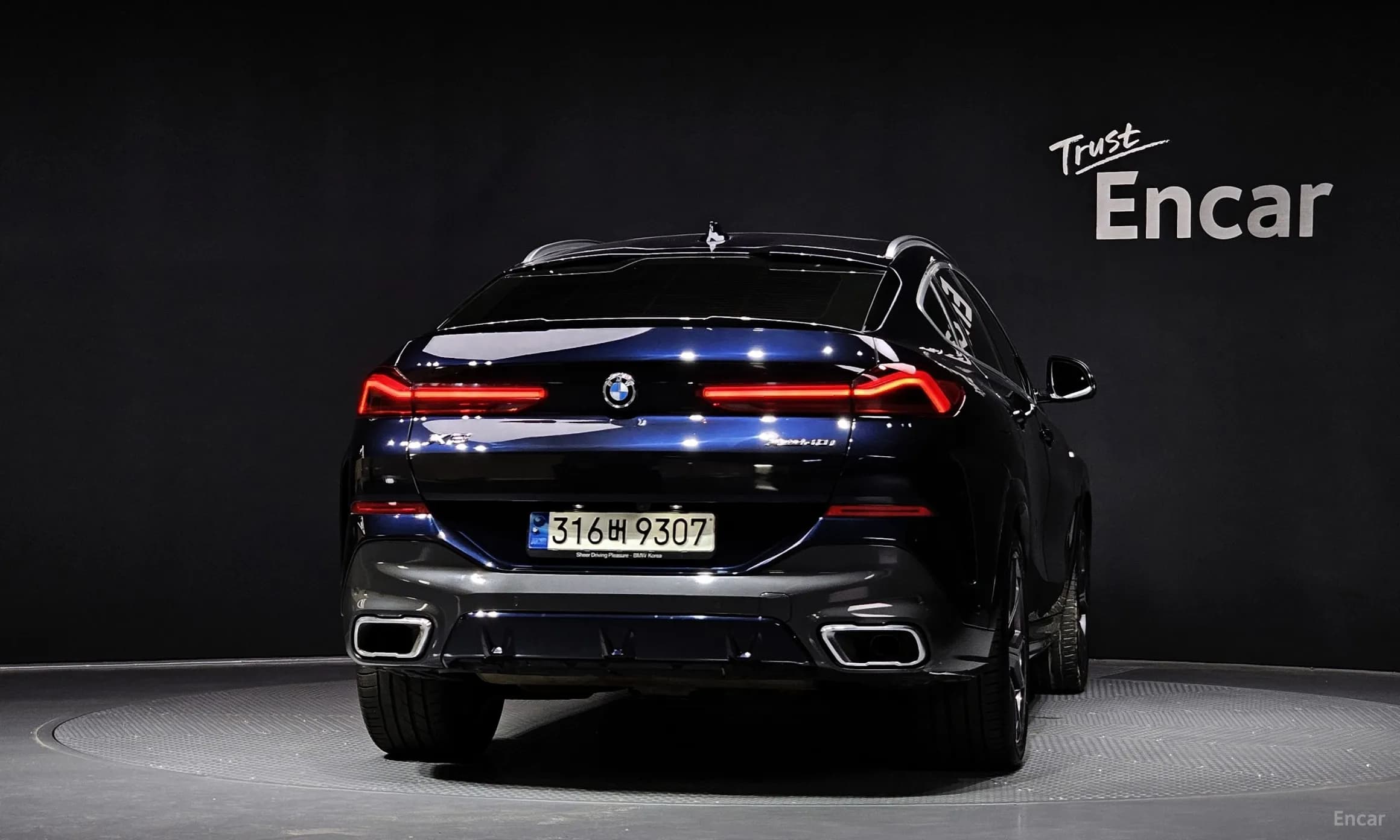 X6 (G06)