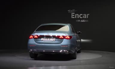 E-Class W214