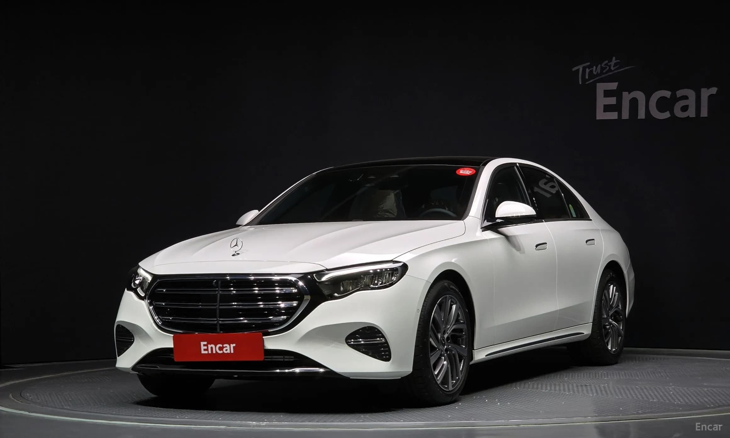 E-Class W214