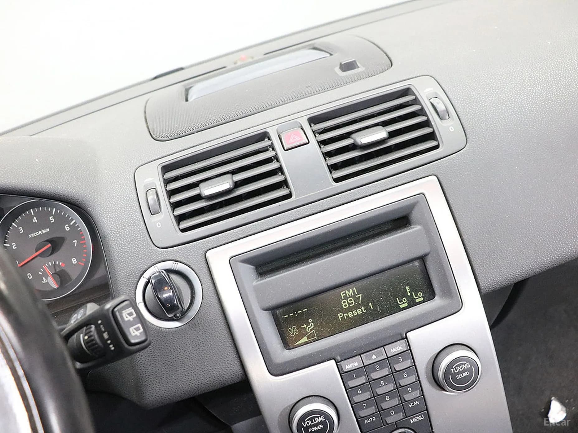 C30.