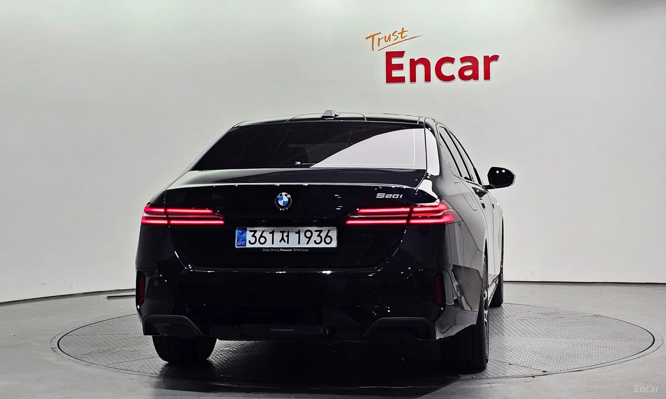 5 Series (G60)