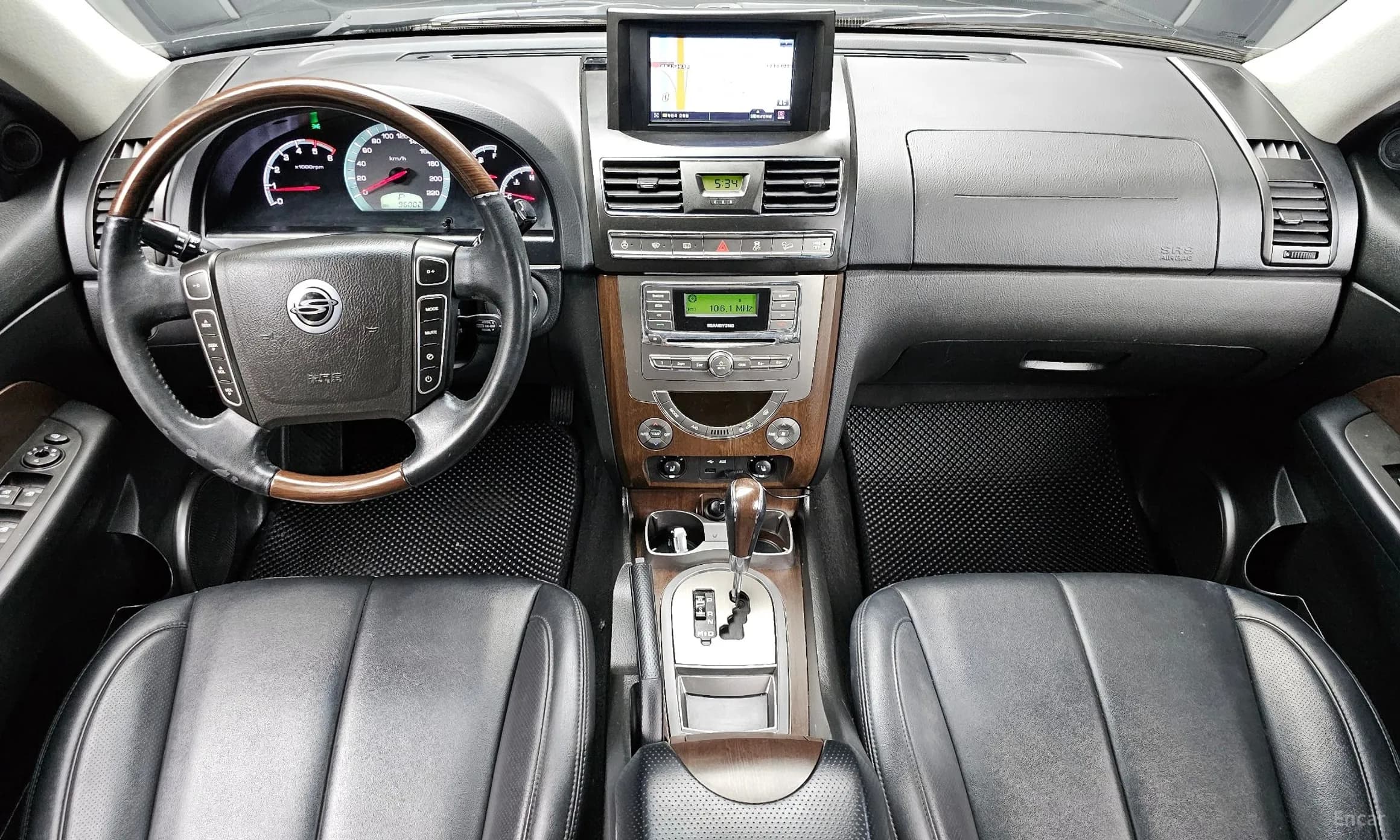 Rexton W