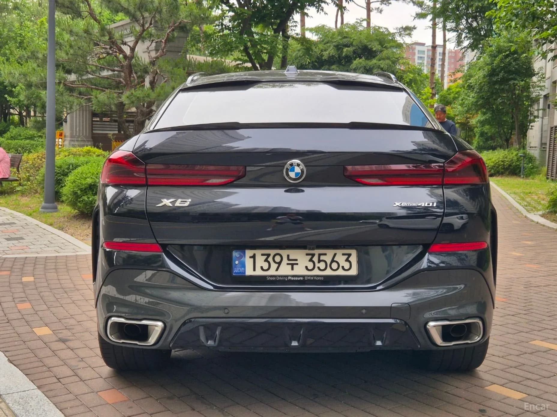 X6 (G06)