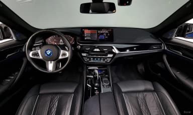 5 Series (G30)