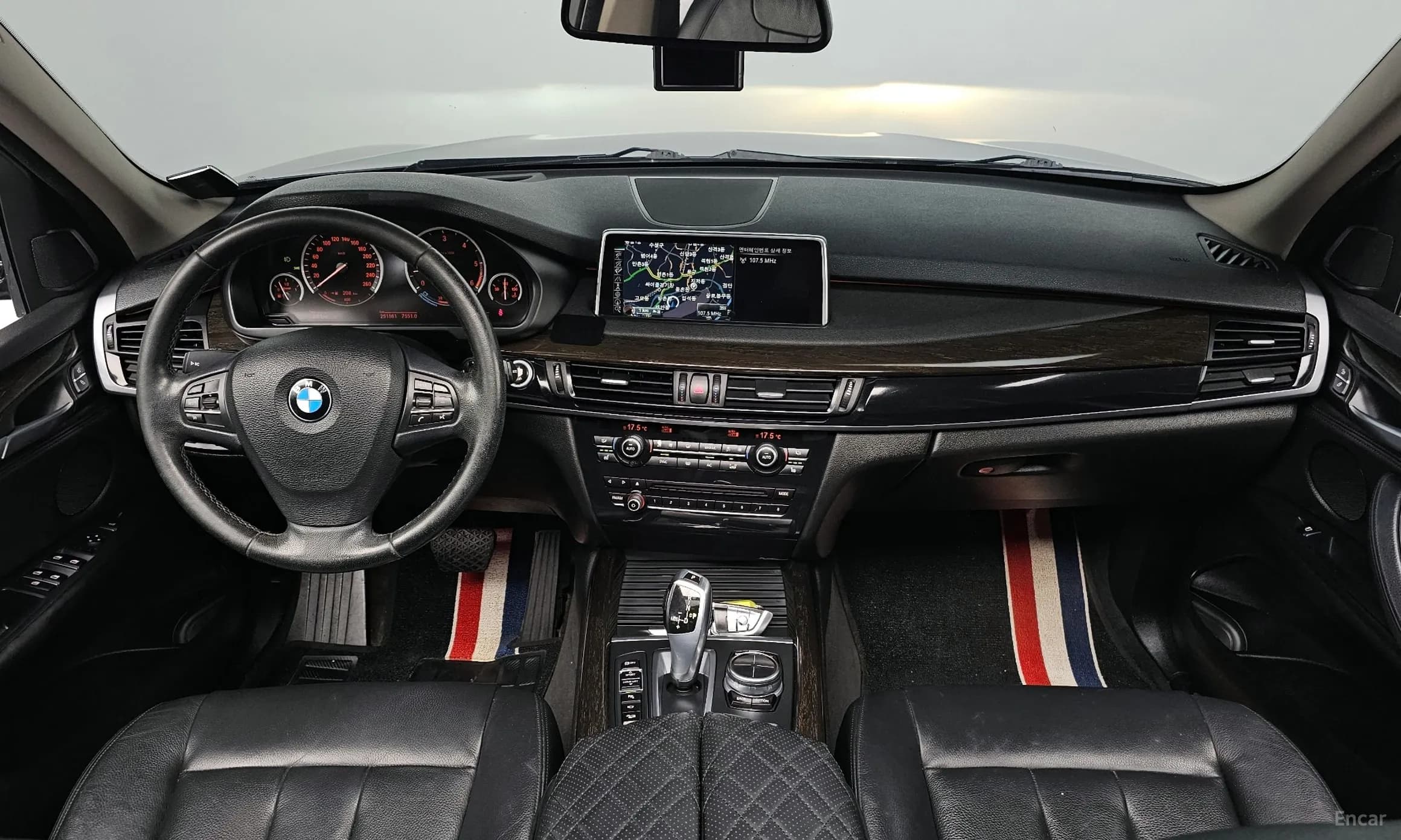 X5 (F15)