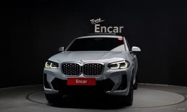 X4 (G02)