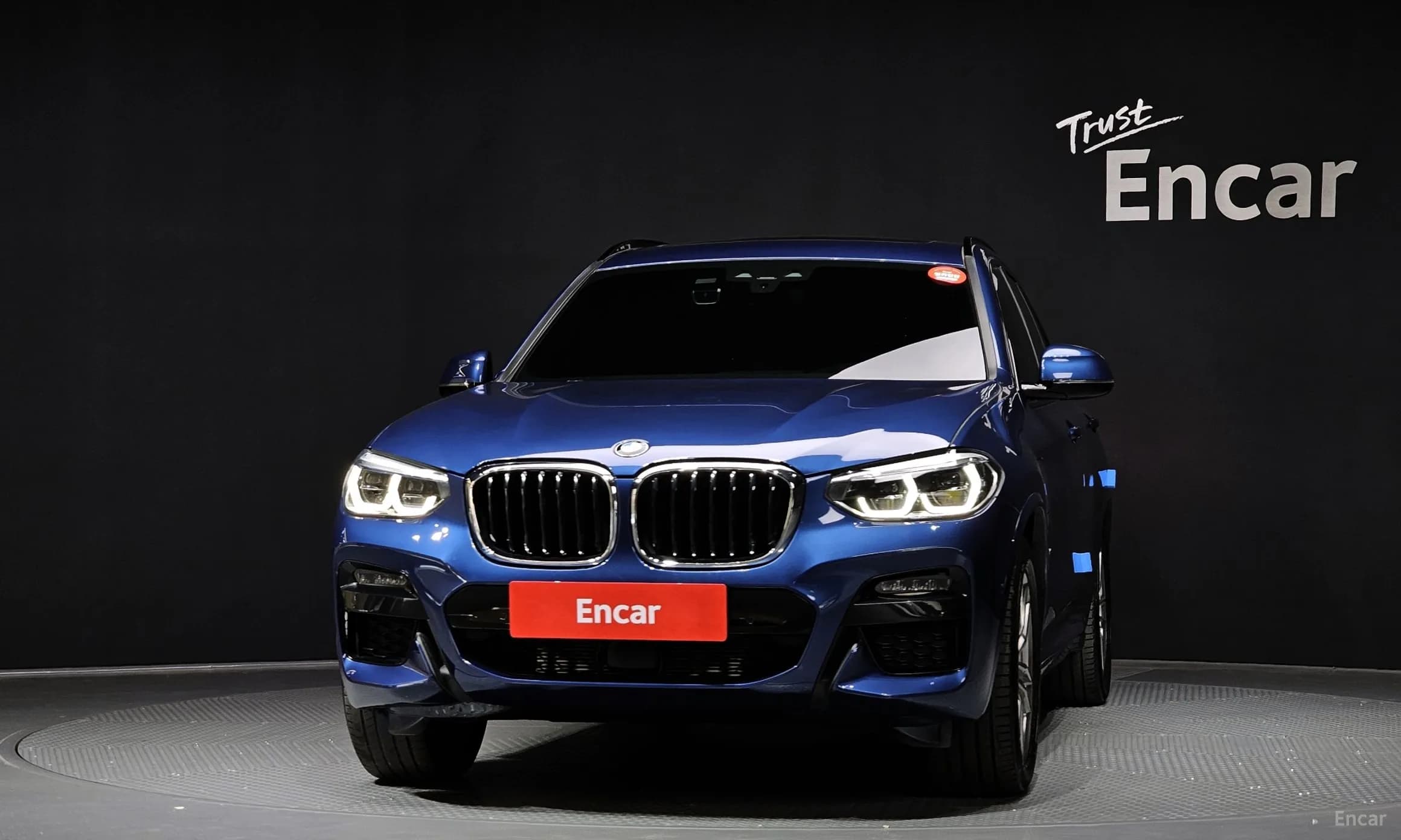 X3 (G01)