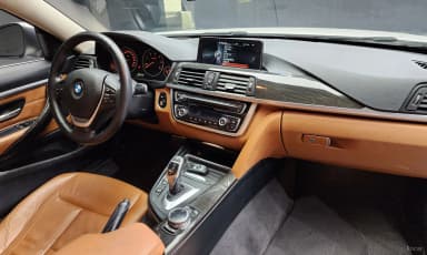 Series 4 (F32)