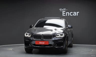 X4 (G02)
