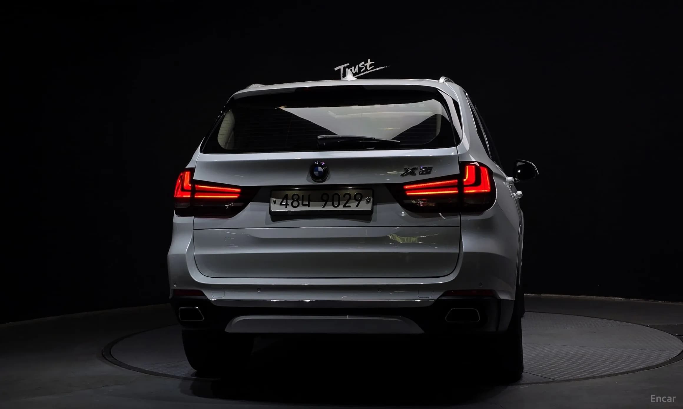X5 (F15)