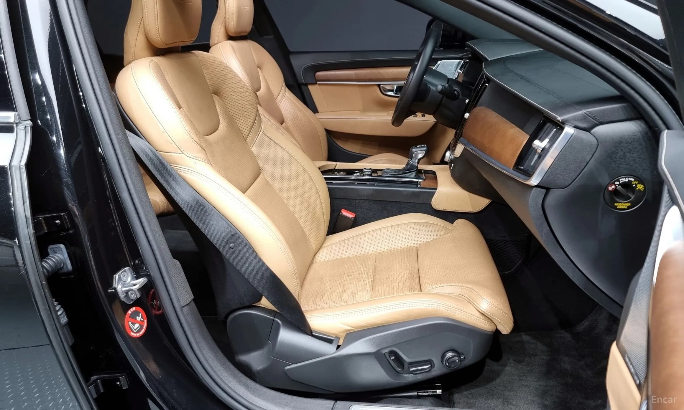 S90