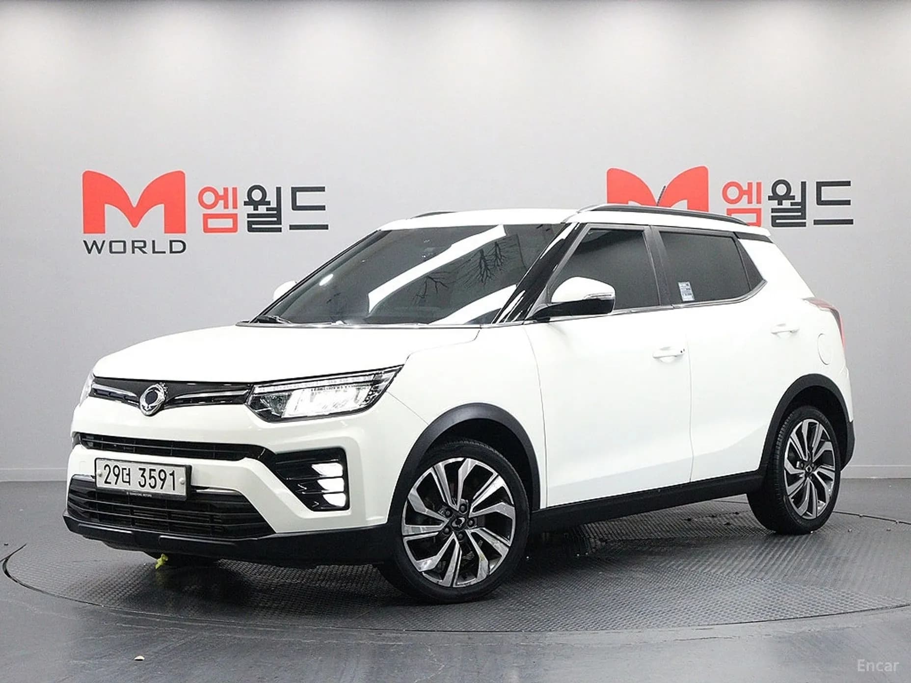 Berry New Tivoli