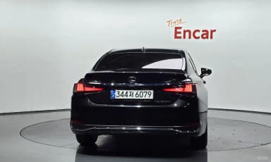 ES300h 7th Generation