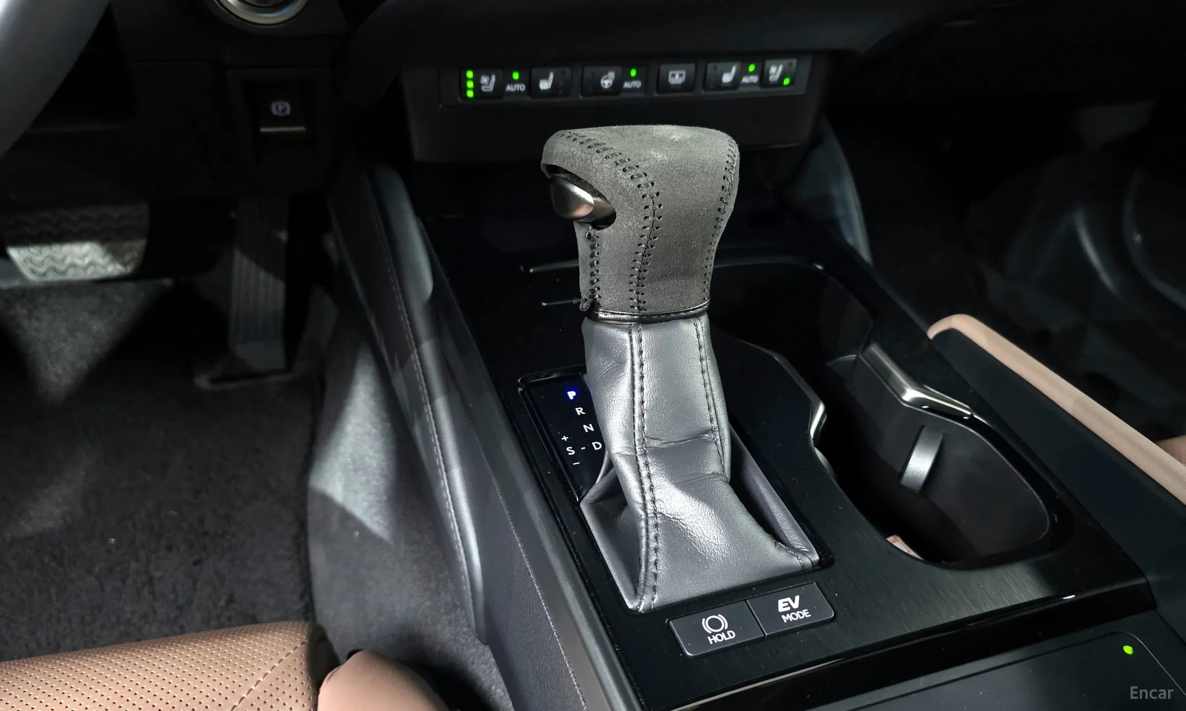 ES300h 7th Generation
