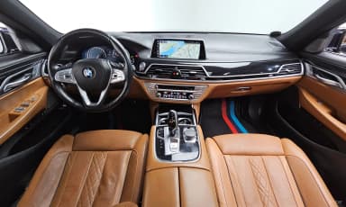 7 Series (G11)