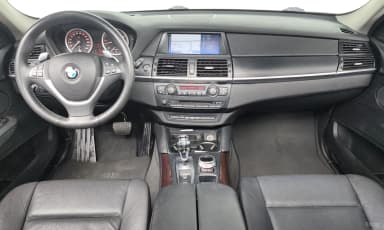 X6 (E71)
