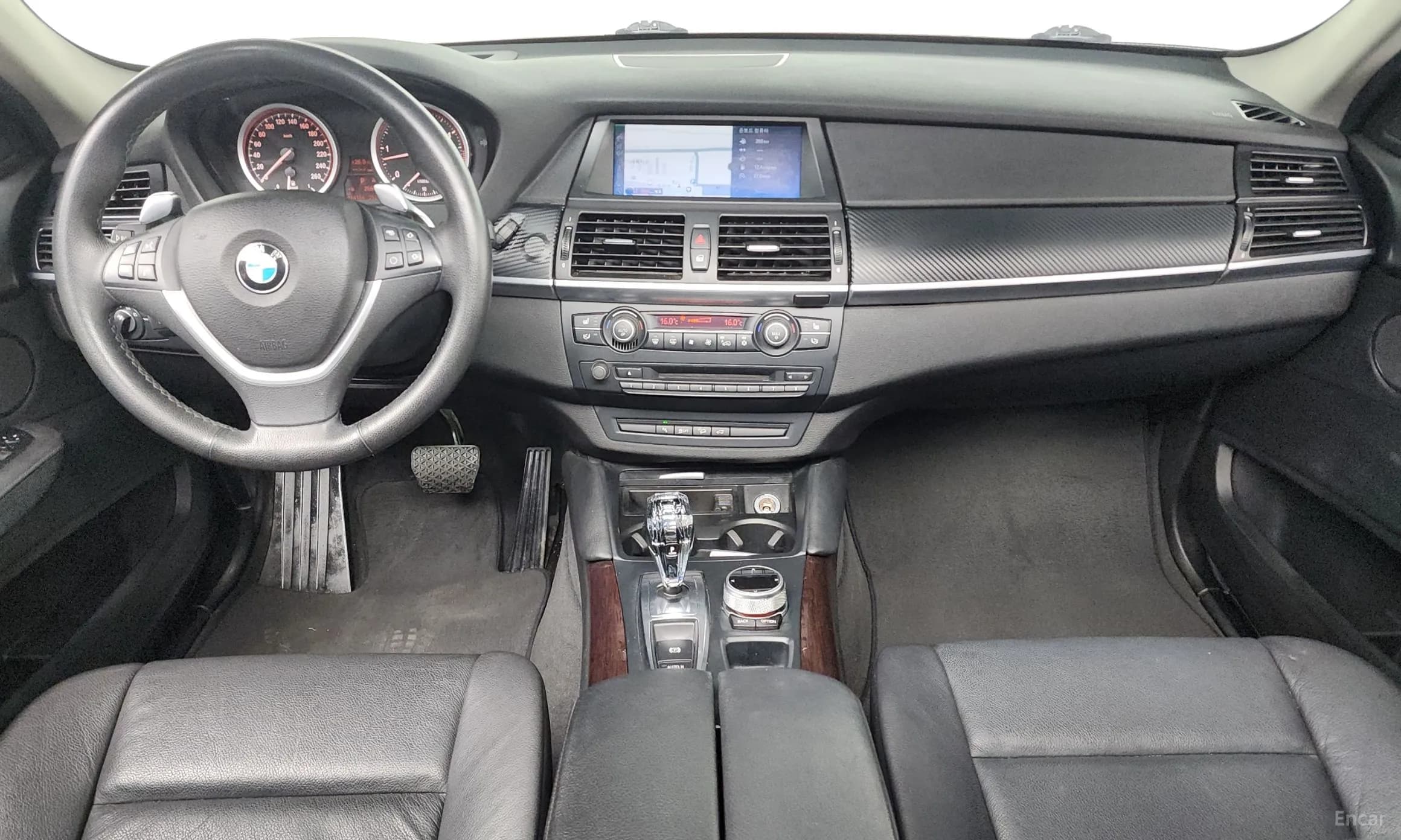 X6 (E71)