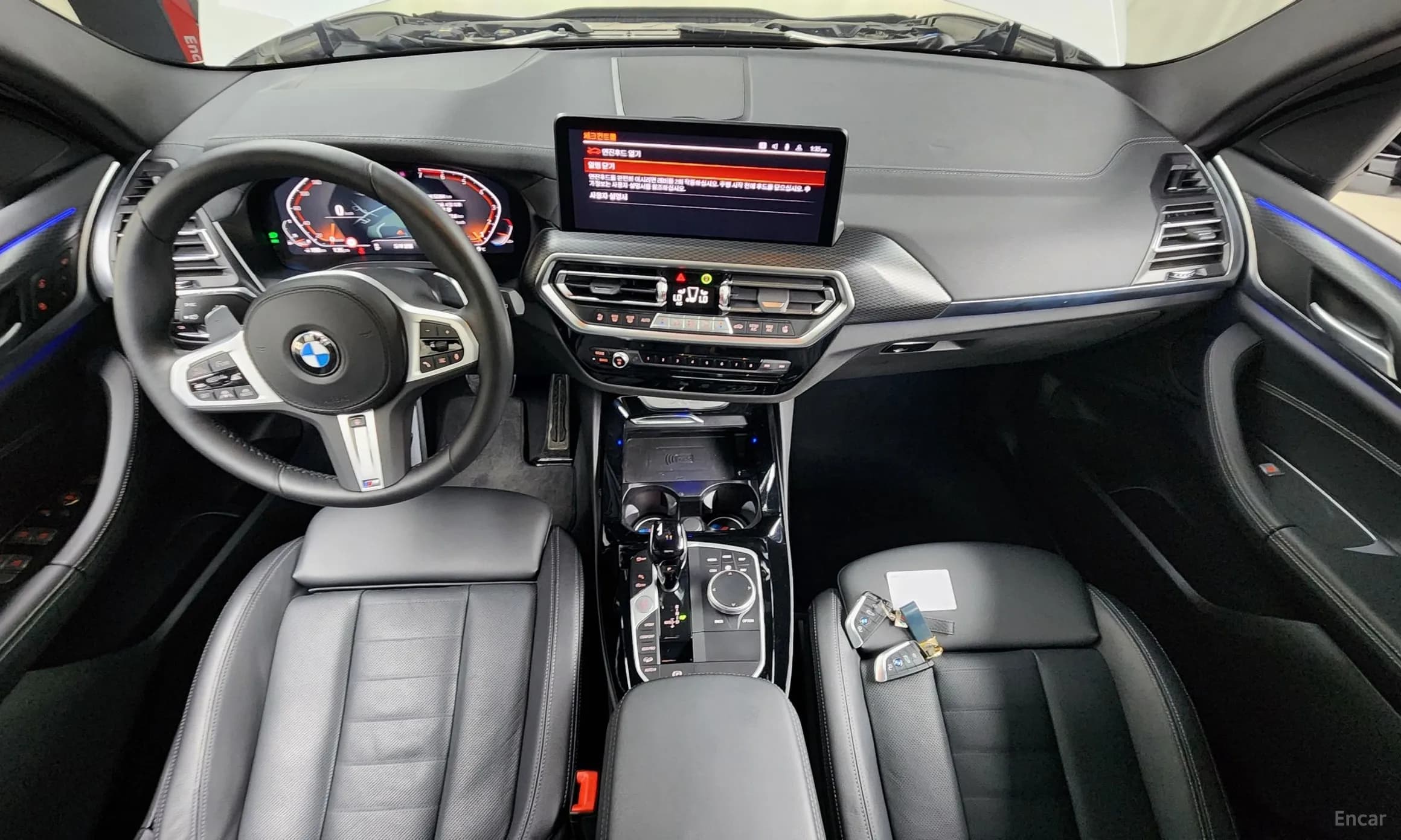 X3 (G01)