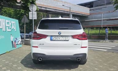 X3 (G01)
