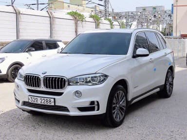 X5 (F15)
