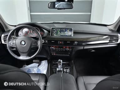X5 (F15)
