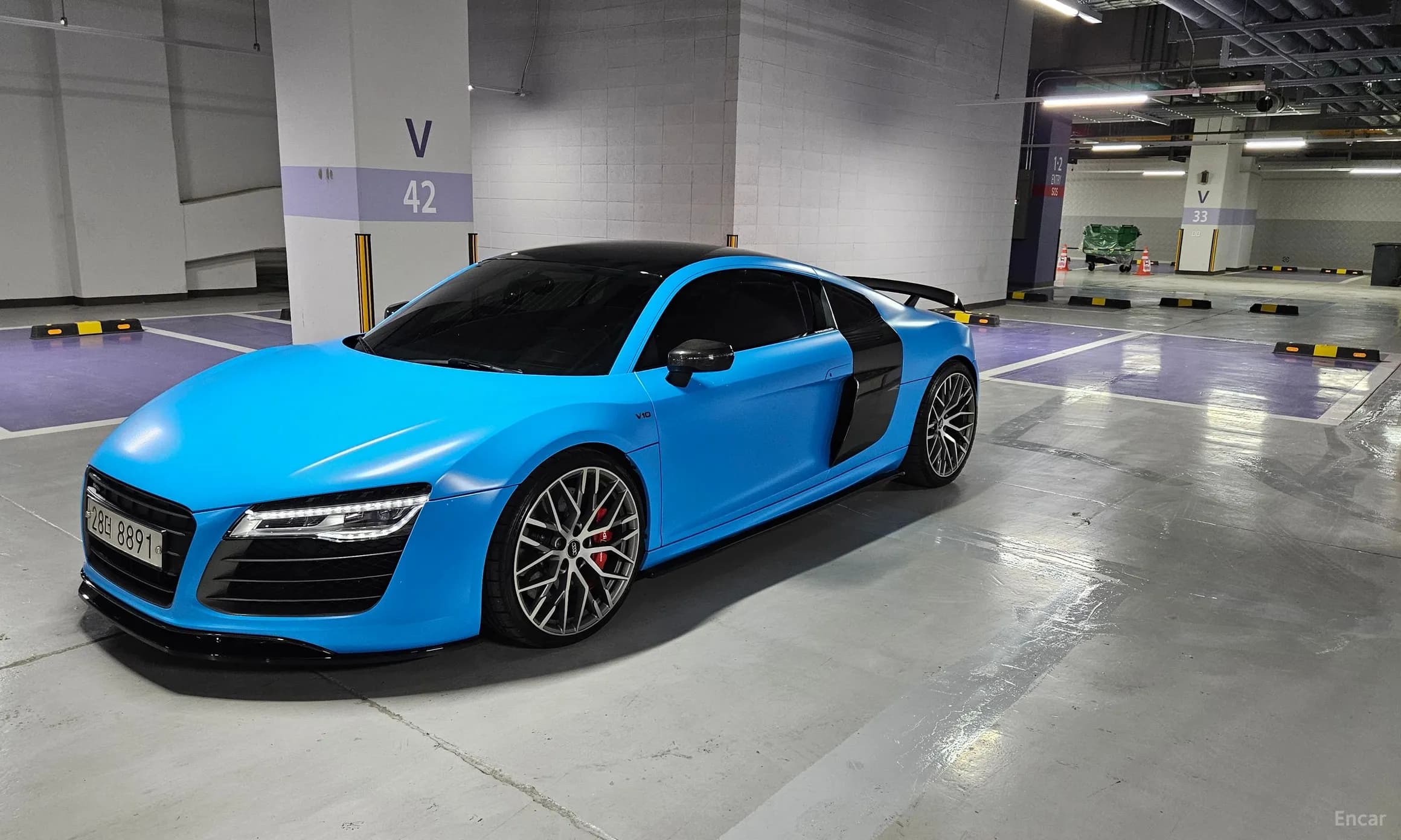 R8