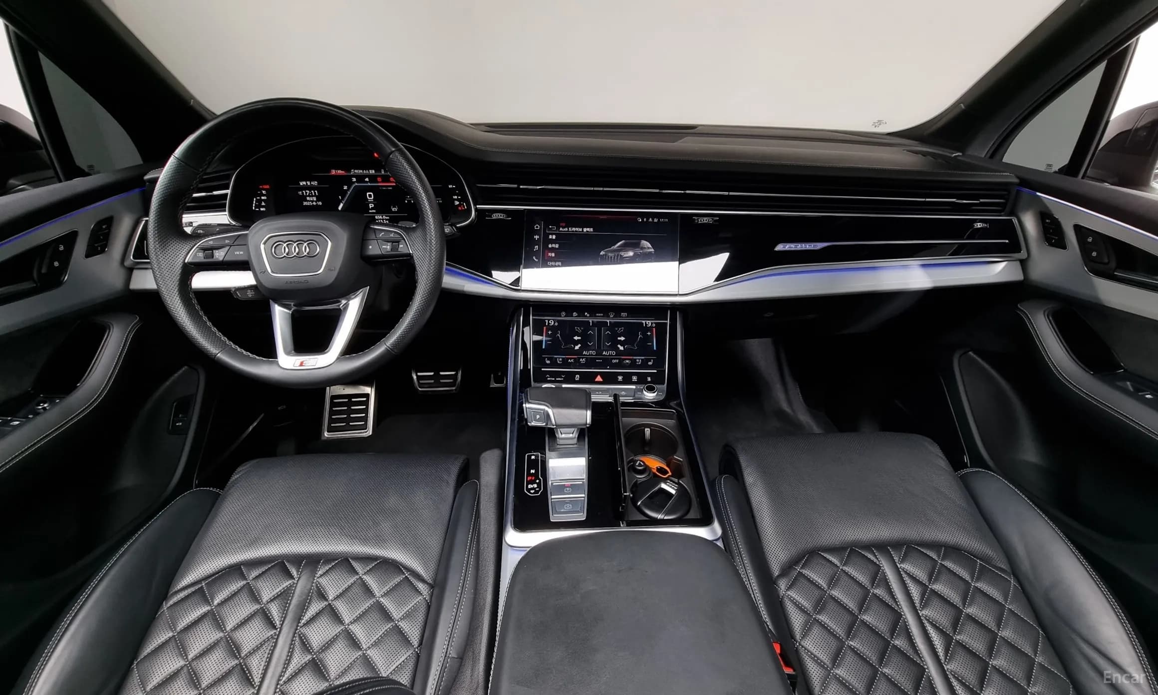 Q7 (4M)