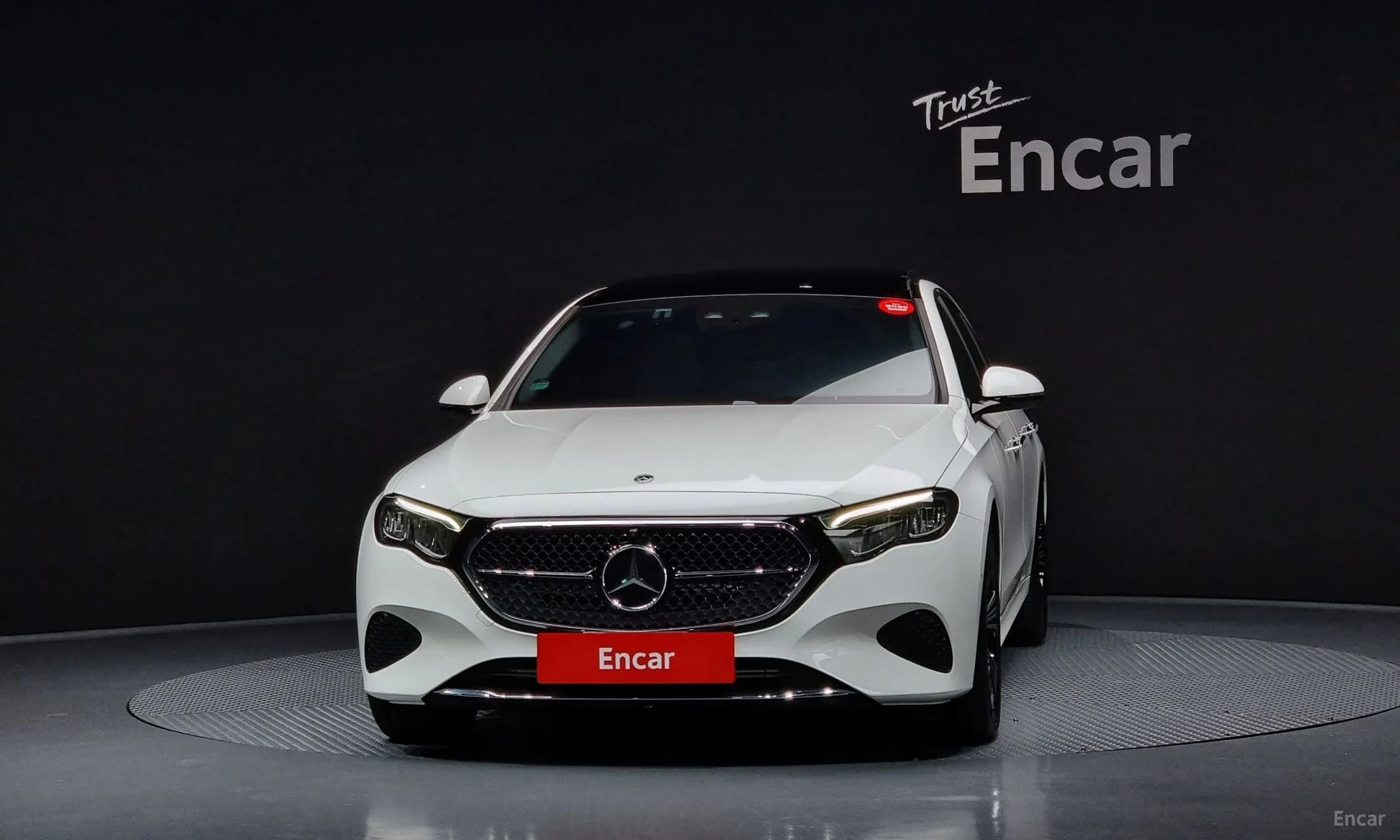 E-Class W214
