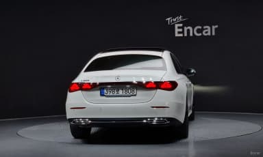 E-Class W214