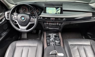 X5 (F15)
