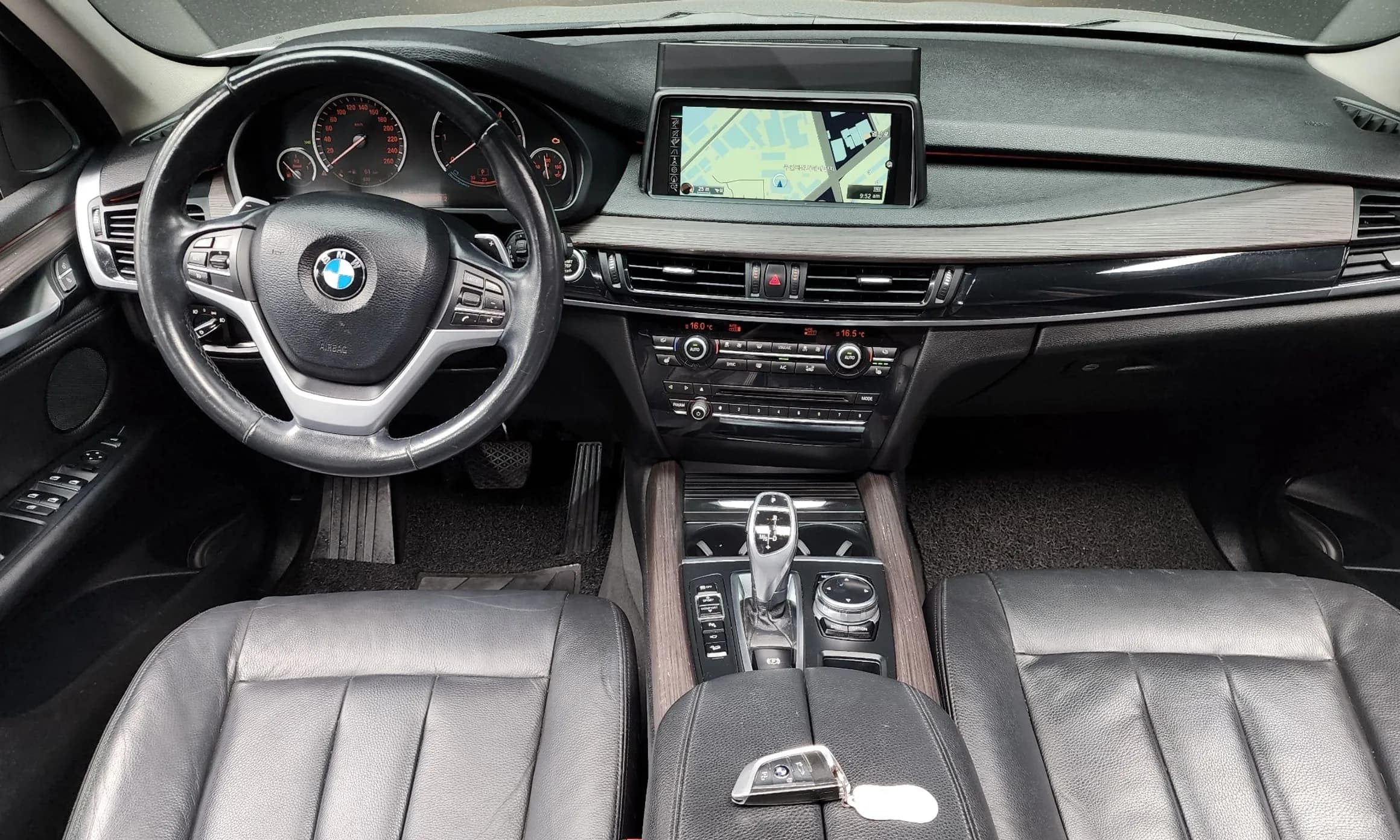 X5 (F15)