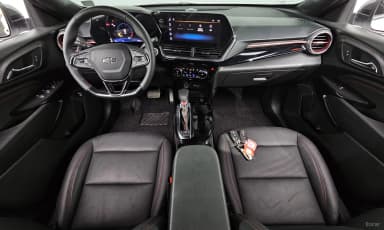 Trax Crossover
