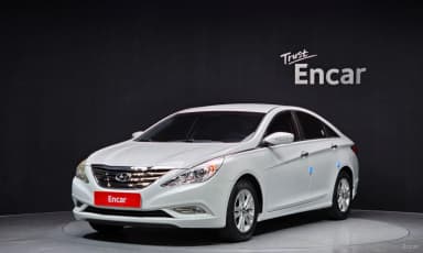 YF Sonata