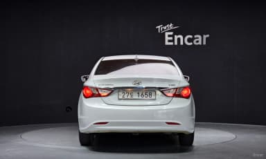 YF Sonata